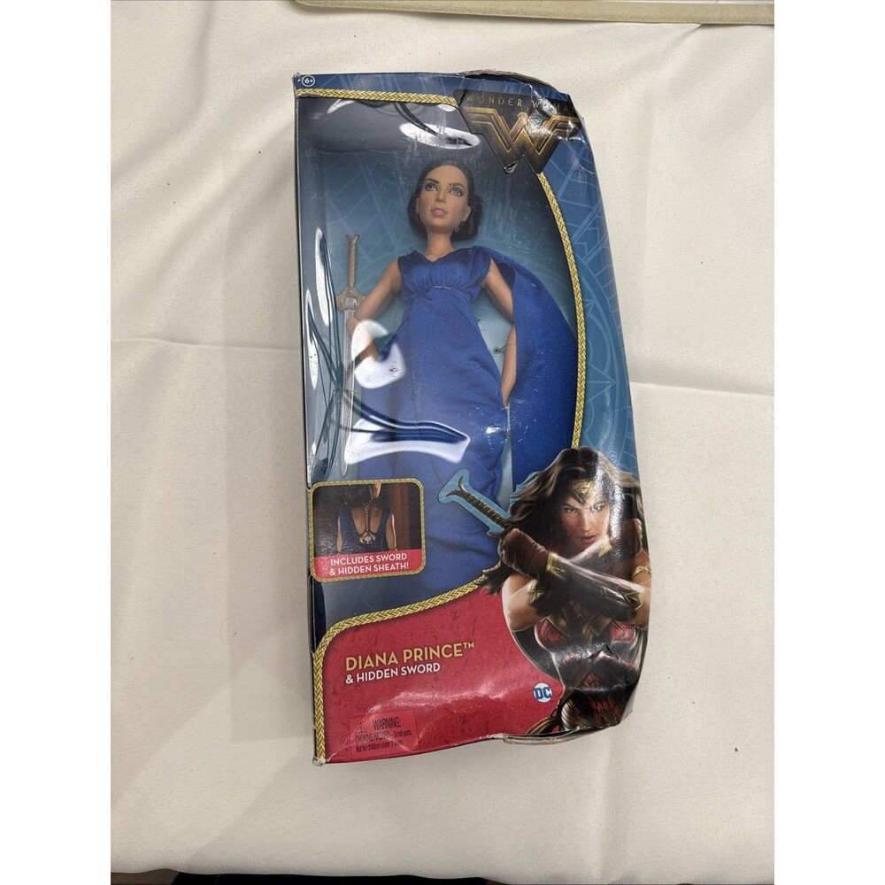 Wonder Woman Diana Prince & Hidden Sword Doll – Mattel – Sealed DC Comics